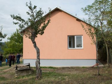 Стојановићи усељени у нову кућу!