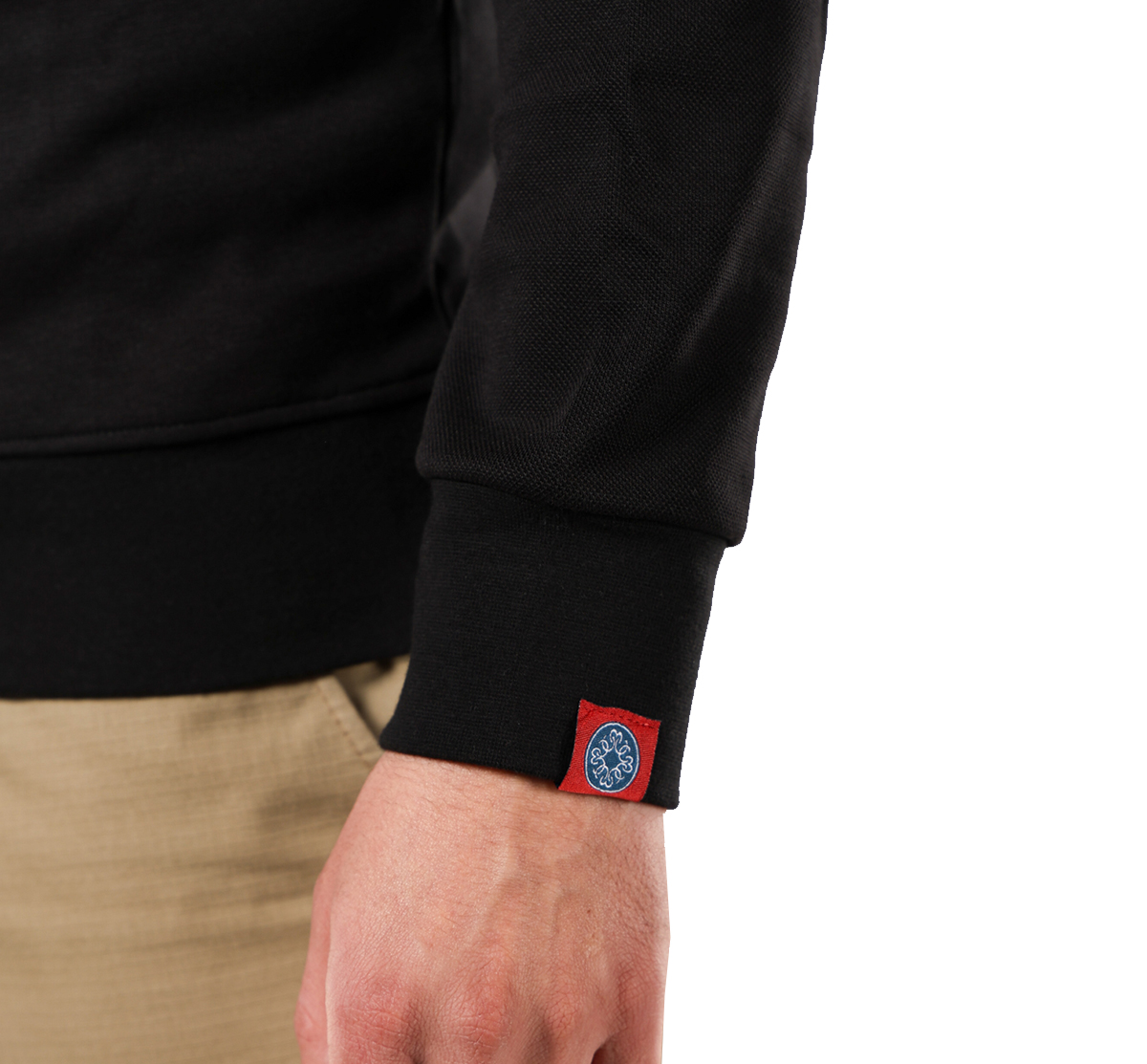 np pisano crni rukav