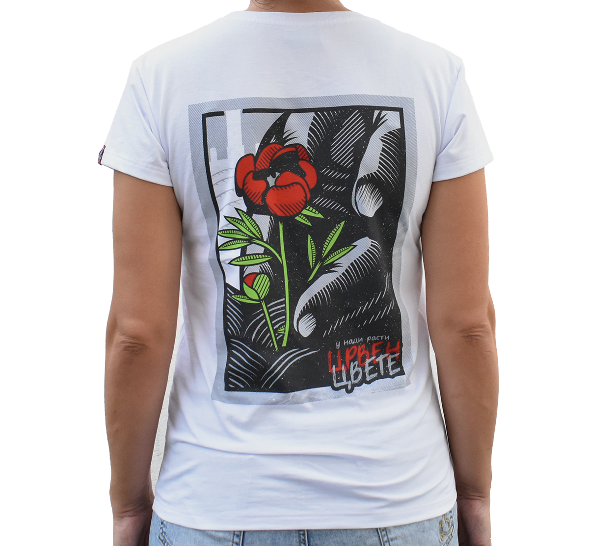 crven-cvete-bela-majica-ledja Црвен цвете бела мајица леђа