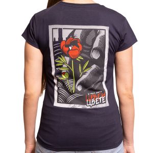 црвен-цвете-мајица-женска-леђа-тегетjpg