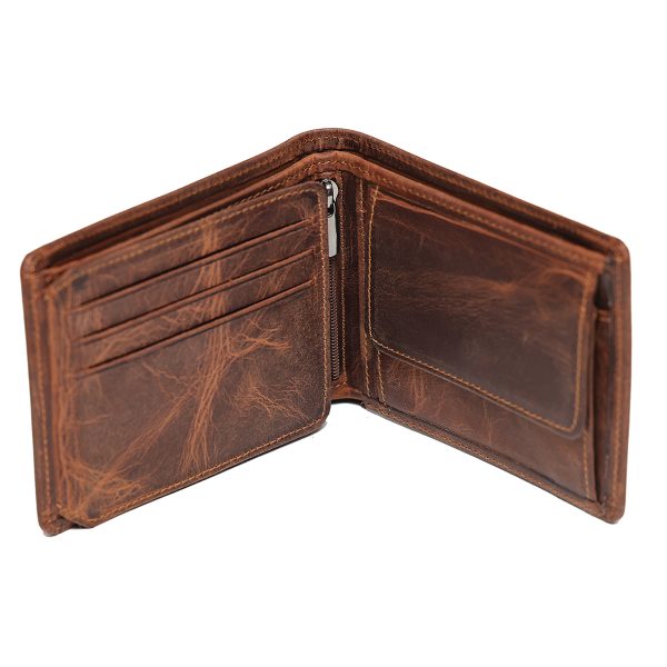 Браон кожни новчаник